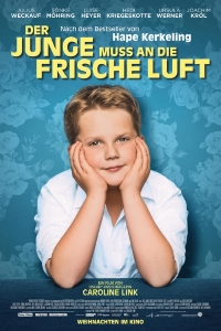 DER JUNGE MUSS AN DIE FRISCHE LUFT